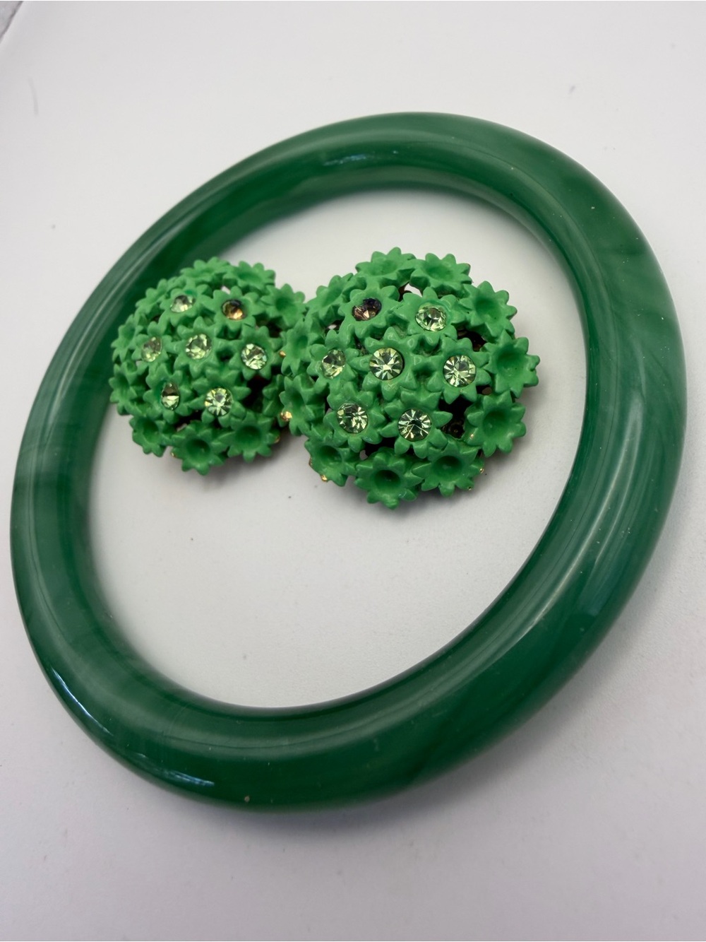 Jade Green Color Glass Bangle w/Spring Green Enamel Floral Clip-On Earrings